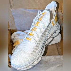 LIESMLIES Women's Sneakers, Size 11/45, Super Light, White + Gold, Unique & NEW